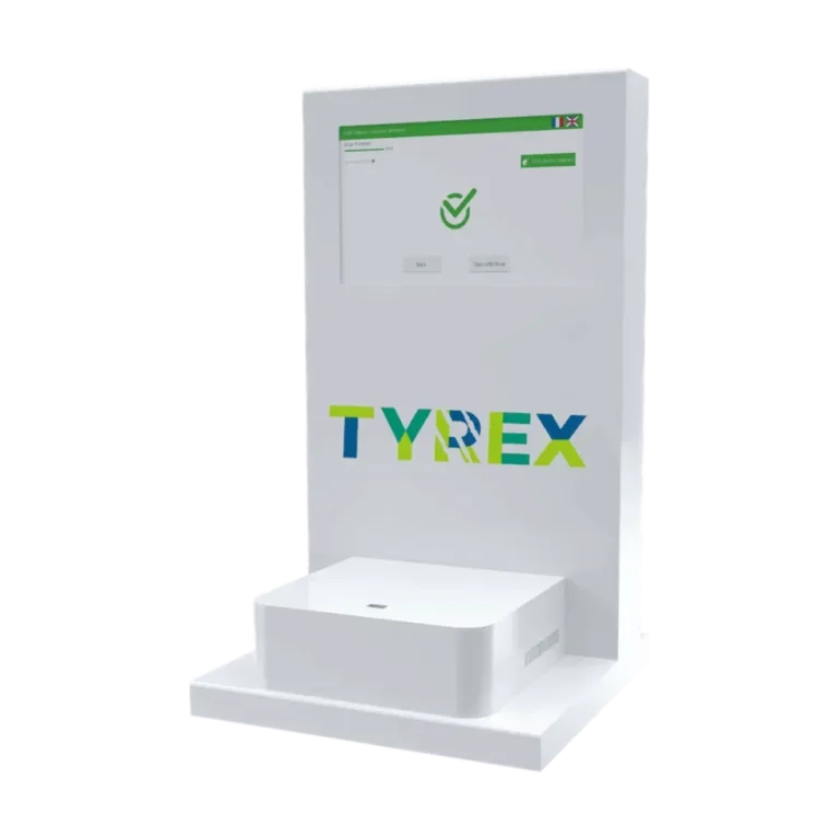TYREX CONSOLE: USB media decontamination device with multi-engine antivirus protection for secure network environments.